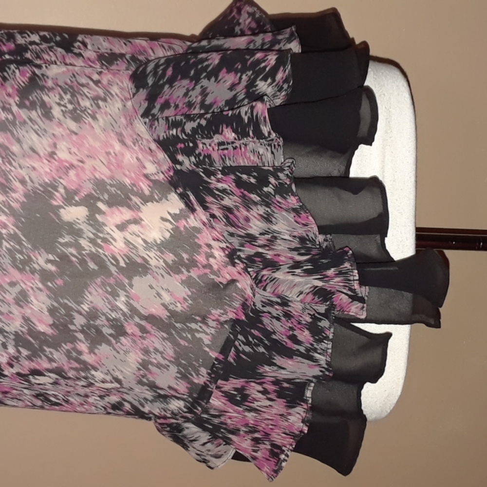 Sheer Ruffle Summer Top - Picture 3 of 4